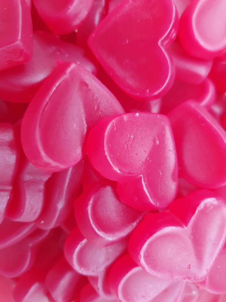 Glo Hearts